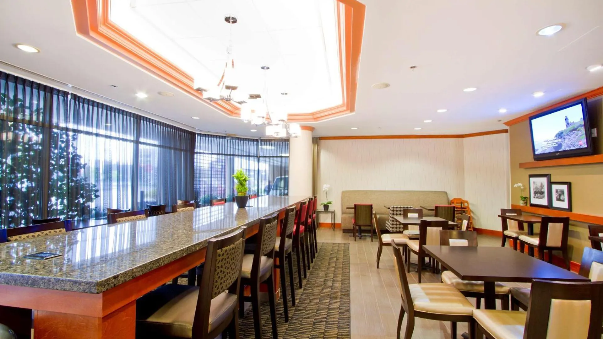 Отель Hampton Inn - Vancouver Airport/Ричмонд
