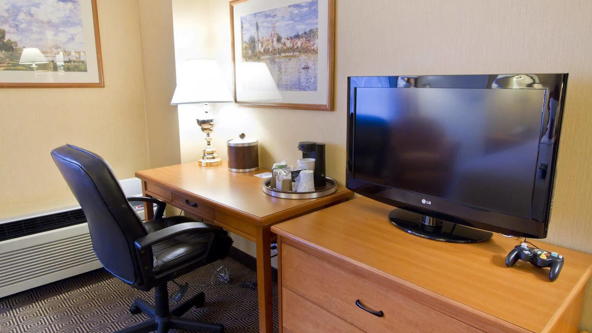 Hampton Inn - Vancouver Airport/Ричмонд